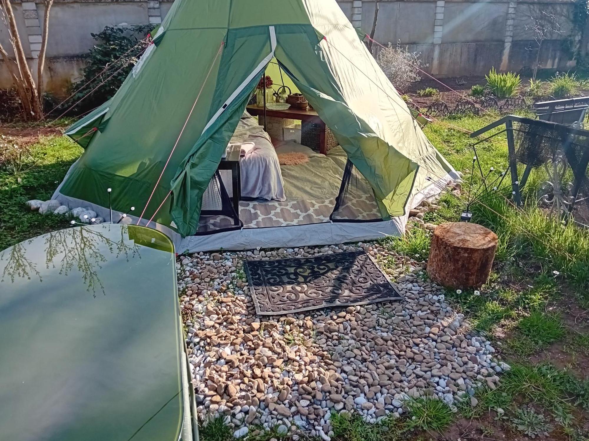 Indian Tent Tipi In Shared Lot And Shared Bathroom Mrse Extérieur photo