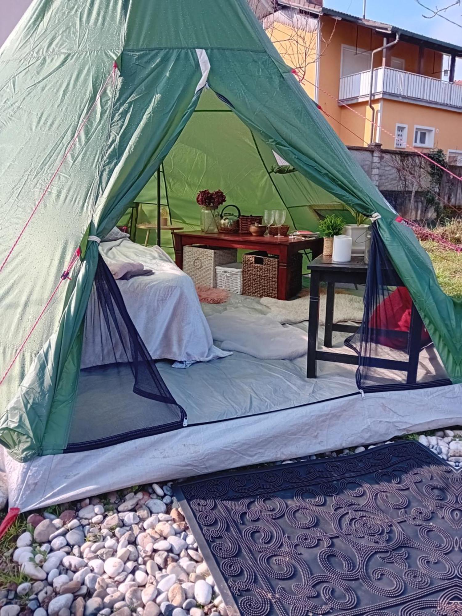 Indian Tent Tipi In Shared Lot And Shared Bathroom Mrse Extérieur photo